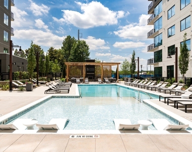 200 Nerem Street Nw - Photo Thumbnail 20