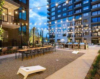 200 Nerem Street Nw - Photo Thumbnail 42
