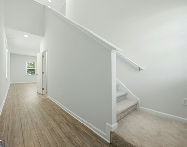 111 Horned Owl Avenue - Photo Thumbnail 5