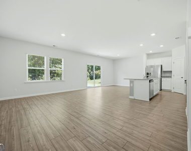 111 Horned Owl Avenue - Photo Thumbnail 7