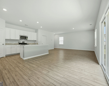 111 Horned Owl Avenue - Photo Thumbnail 14