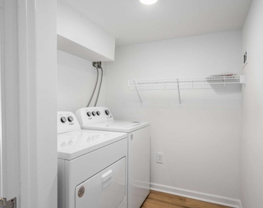 704 Durant Place Ne - Photo Thumbnail 23