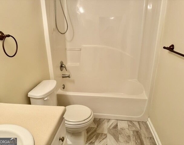 4339 Barcelona Trace - Photo Thumbnail 21