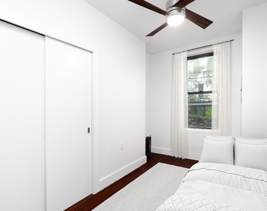 223 Bainbridge Street #3R - Photo Thumbnail 8