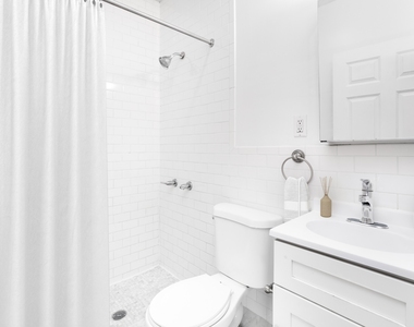 223 Bainbridge Street #3R - Photo Thumbnail 11