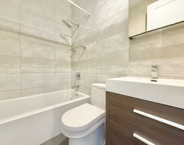 565 Evergreen Avenue - Photo Thumbnail 10