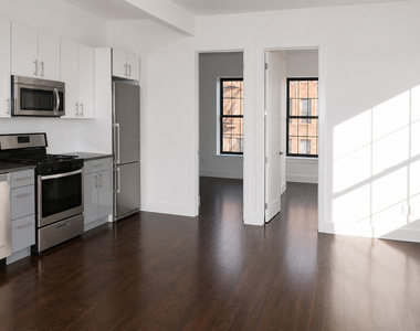 3021 Tilden Avenue - Photo Thumbnail 3