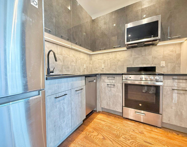 340 Irving Avenue - Photo Thumbnail 2