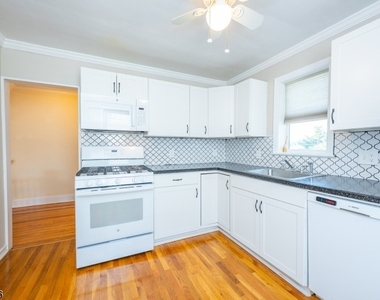 128 Wilson St - Photo Thumbnail 6