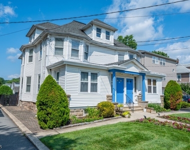 128 Wilson St - Photo Thumbnail 1