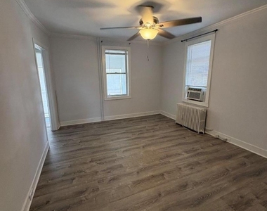 43 2nd St - Photo Thumbnail 6