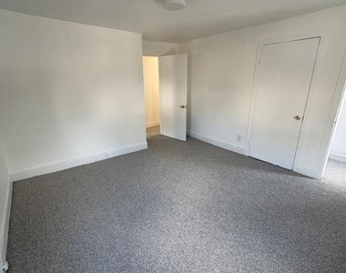 43 2nd St - Photo Thumbnail 9