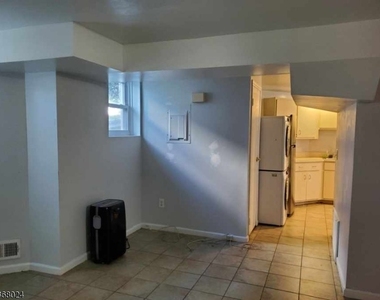 81 Western Ave - Photo Thumbnail 7