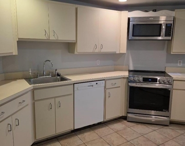 81 Western Ave - Photo Thumbnail 5