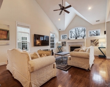 47 Schindler Ct - Photo Thumbnail 9