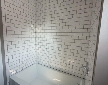 723 North Ave - Photo Thumbnail 8