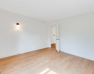 37 Bowers Ln - Photo Thumbnail 22
