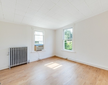 37 Bowers Ln - Photo Thumbnail 21
