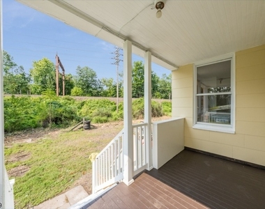 37 Bowers Ln - Photo Thumbnail 24