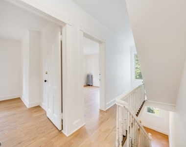 37 Bowers Ln - Photo Thumbnail 14