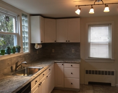 21 Cobb Pl - Photo Thumbnail 3