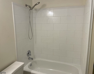 21 Cobb Pl - Photo Thumbnail 16