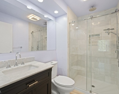 2501 Vroom Dr - Photo Thumbnail 14
