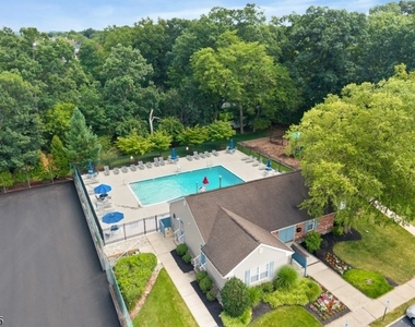 2501 Vroom Dr - Photo Thumbnail 23