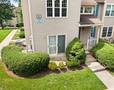 2501 Vroom Dr - Photo Thumbnail 20