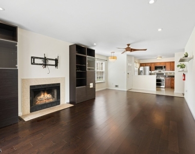 2501 Vroom Dr - Photo Thumbnail 7