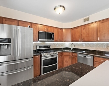2501 Vroom Dr - Photo Thumbnail 11