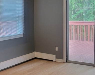 4 Deerfield Rd - Photo Thumbnail 9