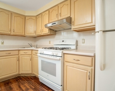 59 W Main Street - Photo Thumbnail 16