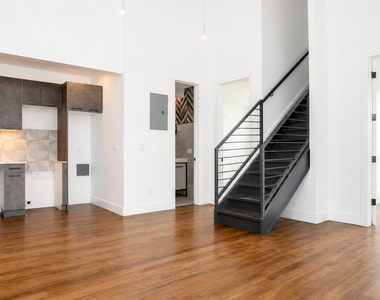 1266 Pacific Street - Photo Thumbnail 2
