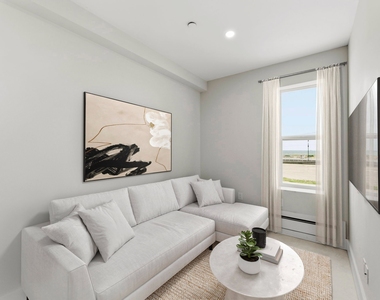 315 West Broadway - Photo Thumbnail 1