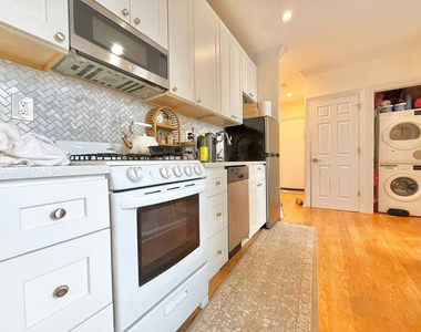 41 Jefferson Street - Photo Thumbnail 4