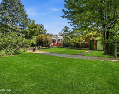 470 Monmouth Place - Photo Thumbnail 52