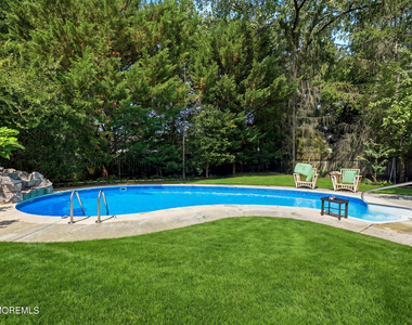 470 Monmouth Place - Photo Thumbnail 45