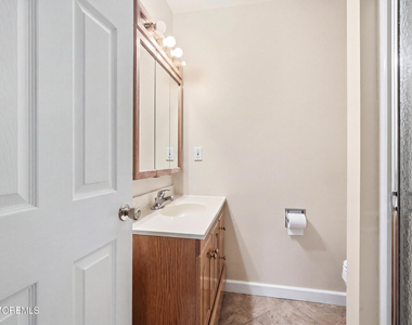 470 Monmouth Place - Photo Thumbnail 29