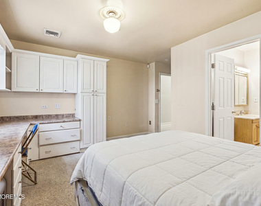 470 Monmouth Place - Photo Thumbnail 28