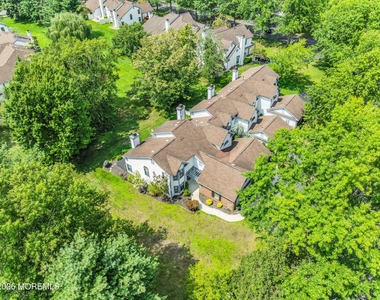 141 Old Orchard Lane - Photo Thumbnail 5