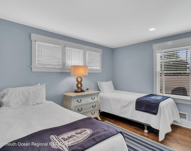 35 Bristol Place - Photo Thumbnail 12