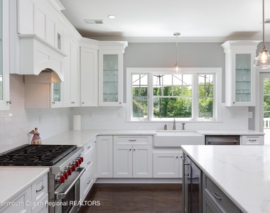 155 Osborne Avenue - Photo Thumbnail 7