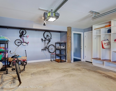 155 Osborne Avenue - Photo Thumbnail 26