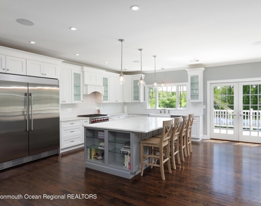 155 Osborne Avenue - Photo Thumbnail 5