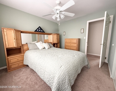 2409 Coral Leaf Road - Photo Thumbnail 12