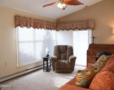 2409 Coral Leaf Road - Photo Thumbnail 8