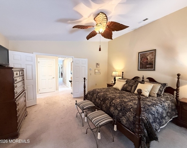 2409 Coral Leaf Road - Photo Thumbnail 17