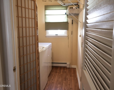2409 Coral Leaf Road - Photo Thumbnail 22
