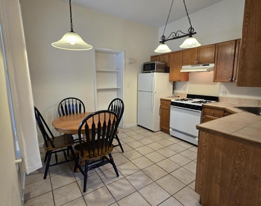 711 Grand Avenue - Photo Thumbnail 5
